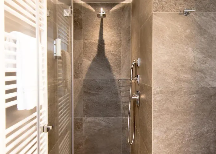 Jj32 Centre Gare Hotell