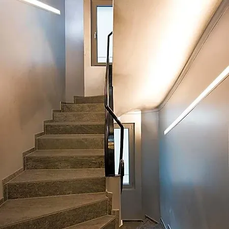 Jj32 Centre Gare 3* Luxembourg By