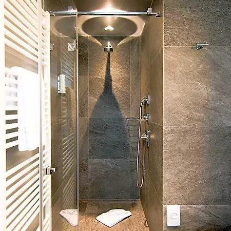 Hotel Jj32 Centre Gare 3*