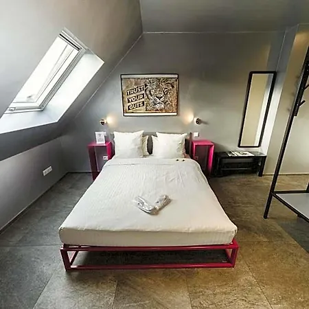 Jj32 Centre Gare