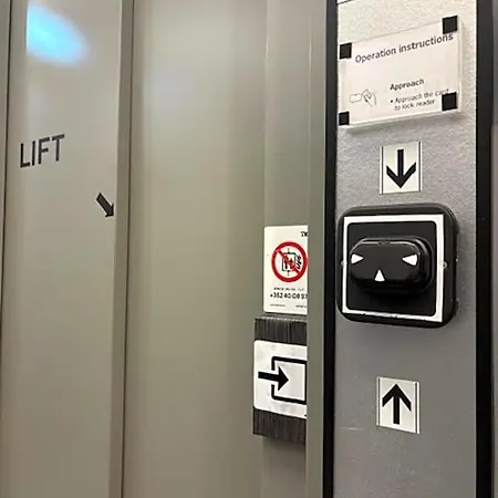 Jj32 Centre Gare Luxembourg By