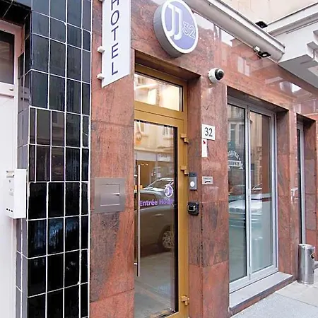 Jj32 Centre Gare
