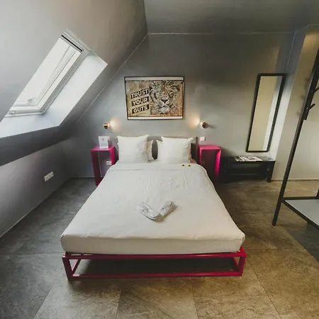 Jj32 Hotel Luxembourg