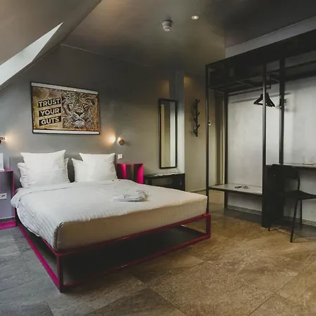 Jj32 Hotel